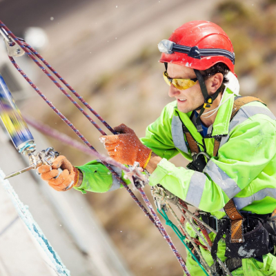 Промышленный альпинизм В Могилеве - высотные работы любой сложности